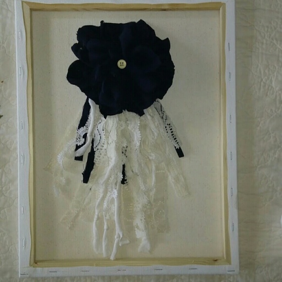 Hand made accessories  $10-$30 depending on size, time, and materials used! 🌸 - Picture 4 of 9